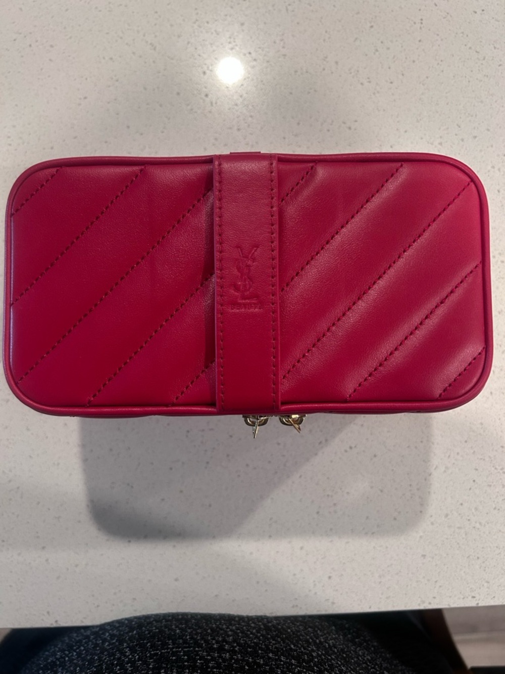 Saint Laurent Red Quilted Leather Makeup Case with Gold Zippers - Picture 2 of 6